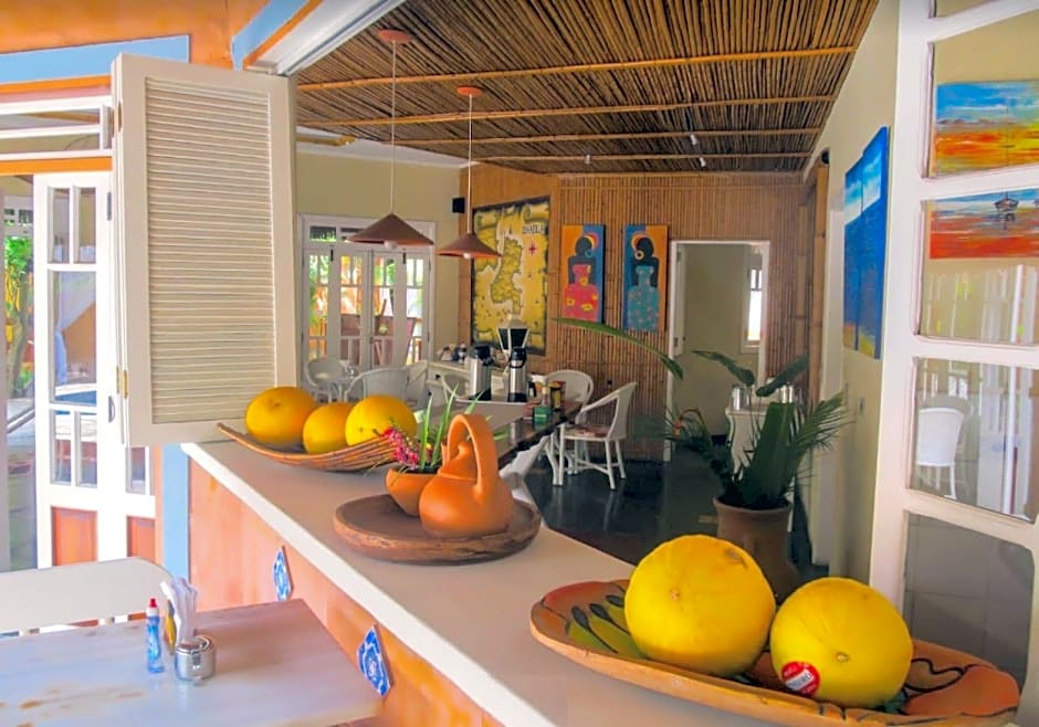 Velinn Pousada Ponta Do Pequeah