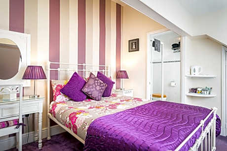 Double Room with Garden View - Second Floor