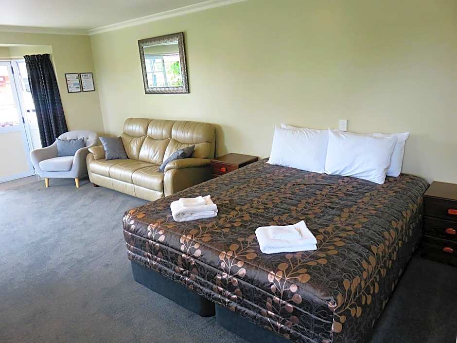 Admirals Motor Lodge