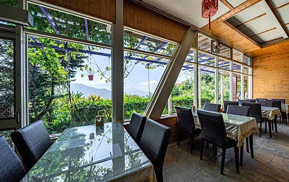 Julie's Garden, Cingjing - Fon Chin Homestay