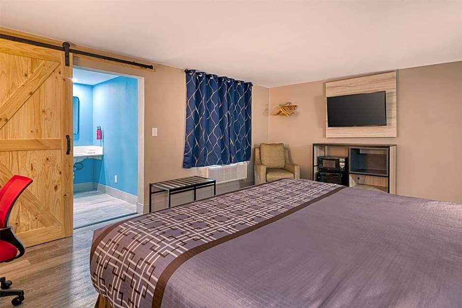 Yankee Clipper Inn, SureStay Collection by Best Western