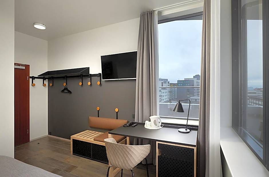 Hotel Cabin