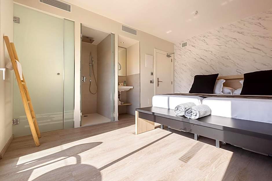 Invisa Hotel Es Pla - Adults Only