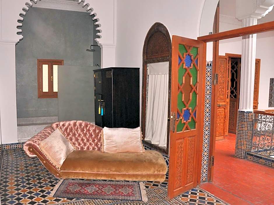 Hotel Blanco Riad