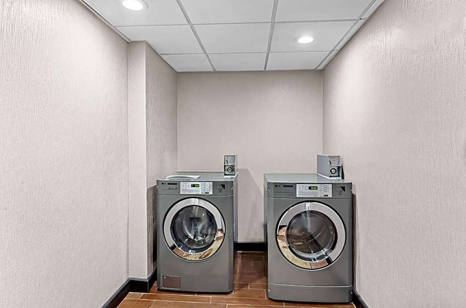 Hampton Inn By Hilton Chicago/Naperville