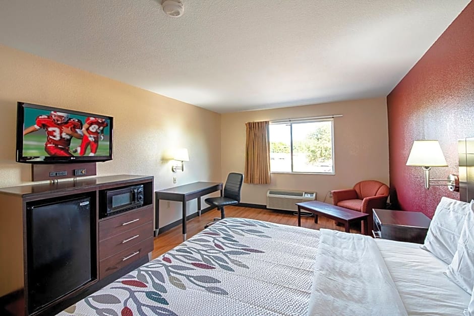 Red Roof Inn San Marcos