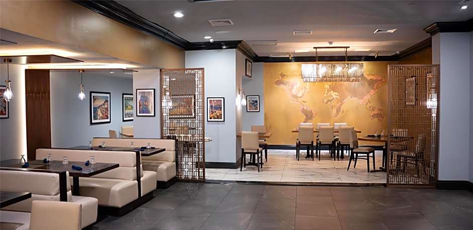 The Roslyn, Tapestry Collection by Hilton