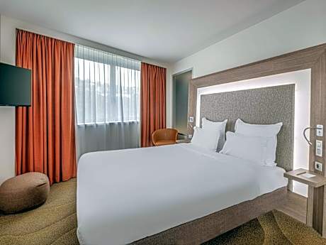 Suite with Double Bed and Double Sofa