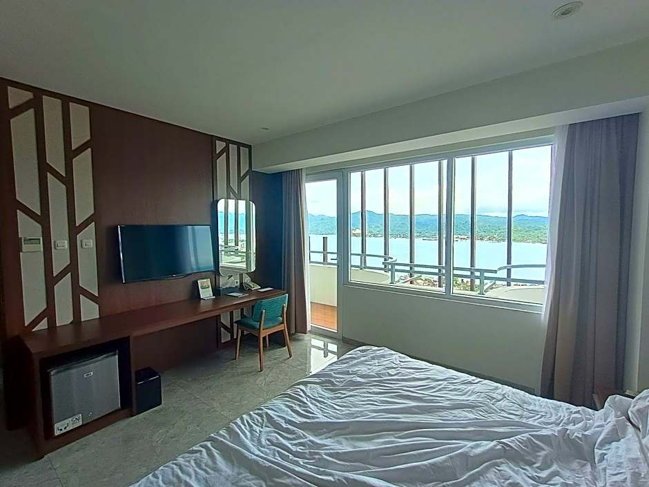 Hotel Santika Premiere Ambon