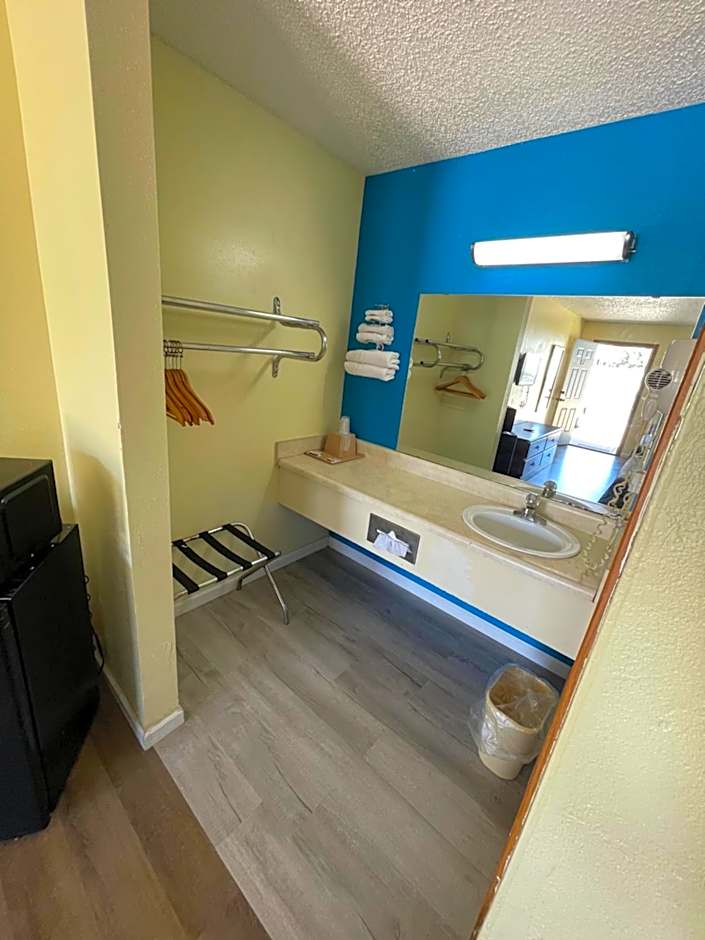 Executive Inn