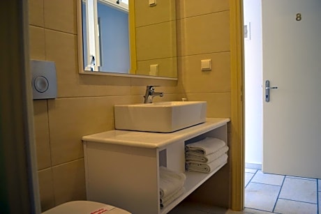Deluxe Double Room with Extra Bed