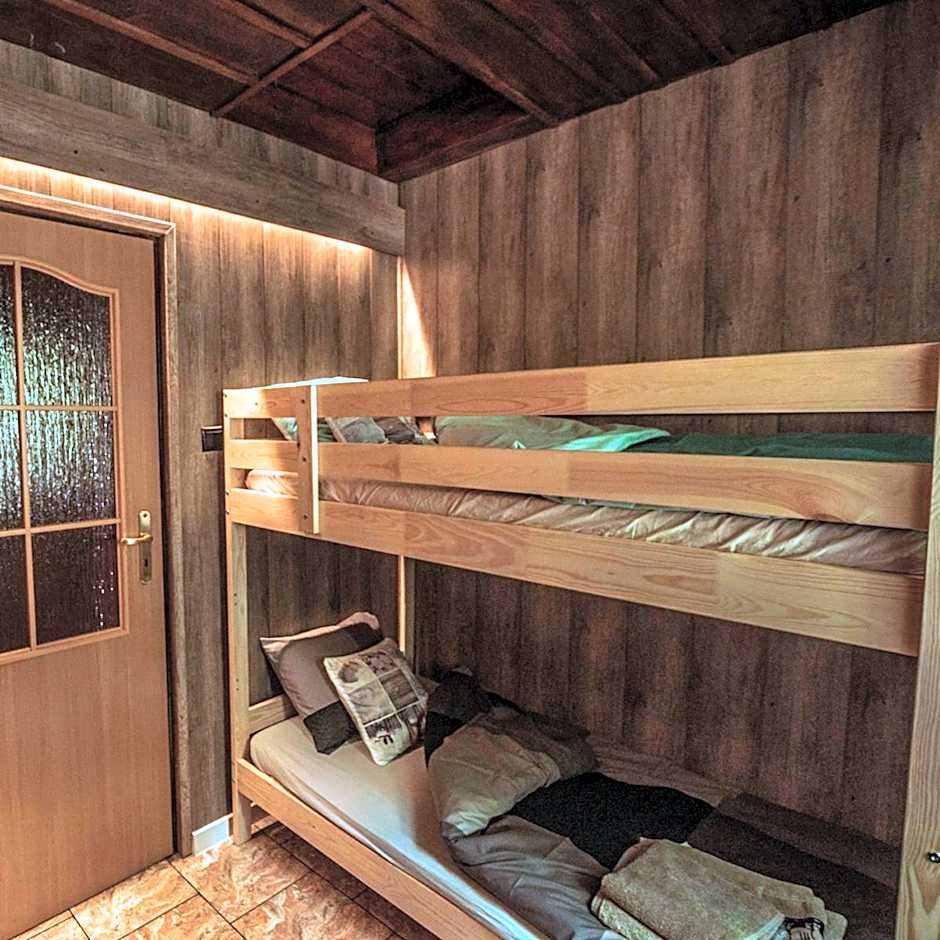 Ranczo w lesie - domki z jacuzzi