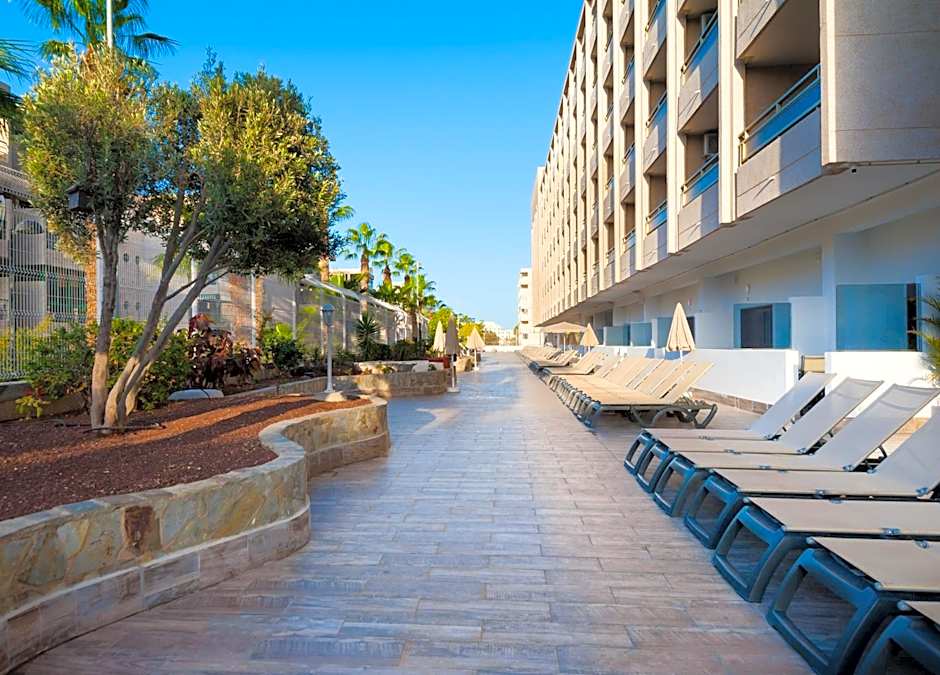 Kn Aparthotel Columbus