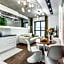 DEO PLAZA Riverside Residence by Noclegi Renters