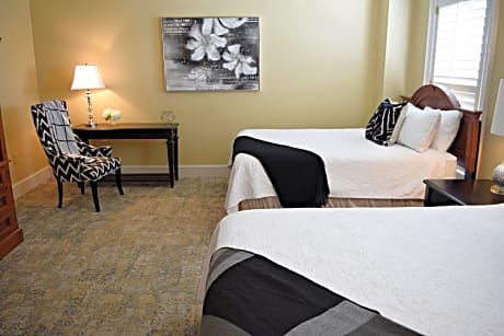 Queen Room with Two Queen Beds - Mobility Access/Non-Smoking