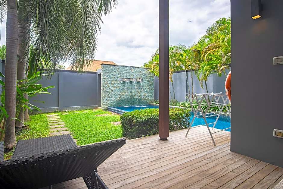 Two Villas Holiday Phuket: Onyx Style Nai Harn Beach