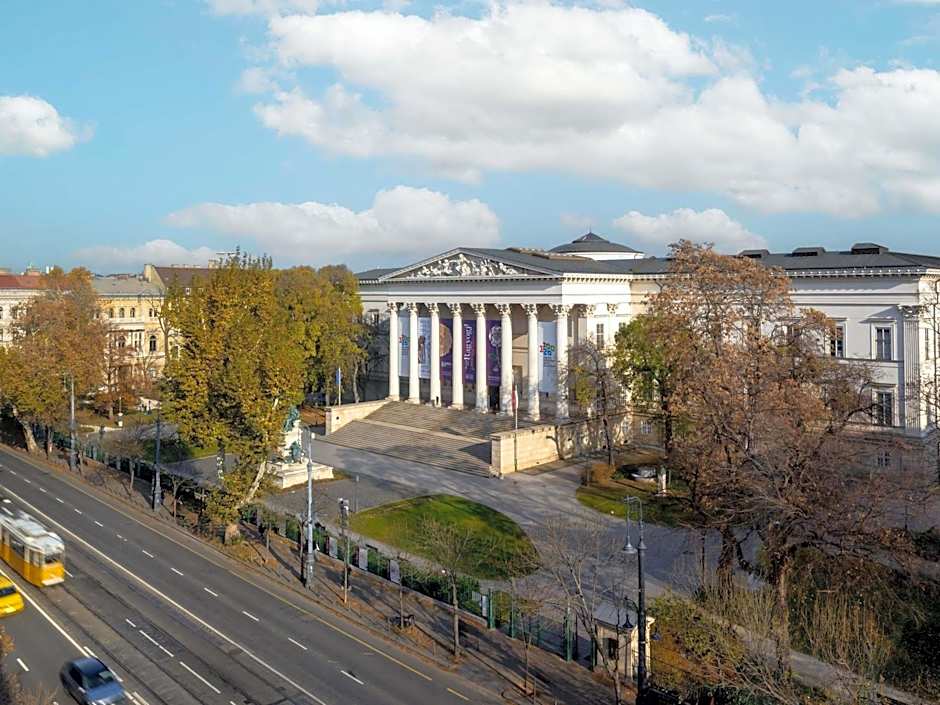 Mercure Budapest Korona