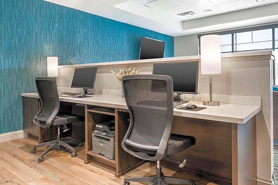 Comfort Inn & Suites Clarksville - Louisville North