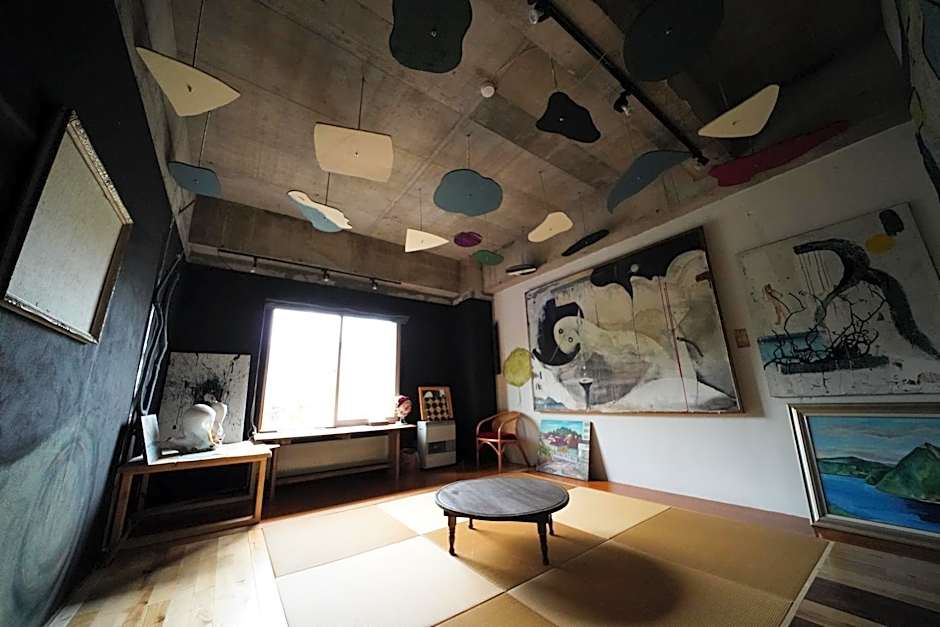 ARtINn 極寒藝術伝染装置