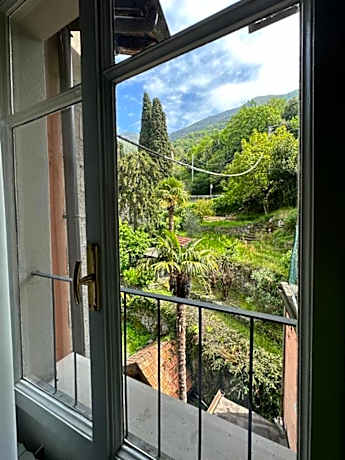 Triple Room with Garden View
