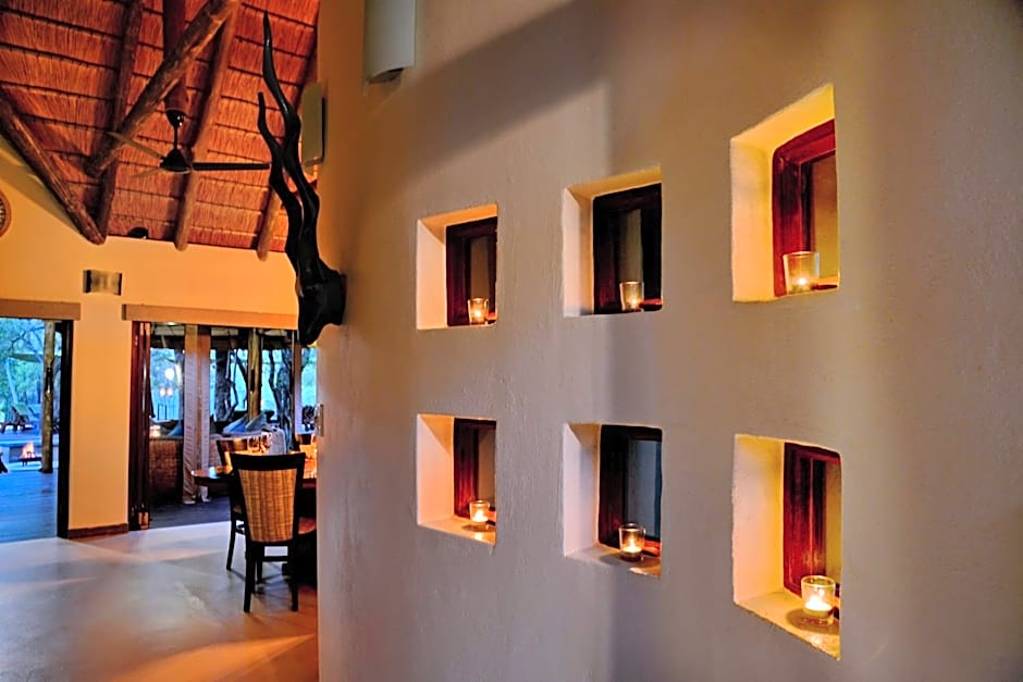 Tambuti Lodge