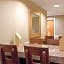 La Quinta Inn & Suites by Wyndham Boston Somerville