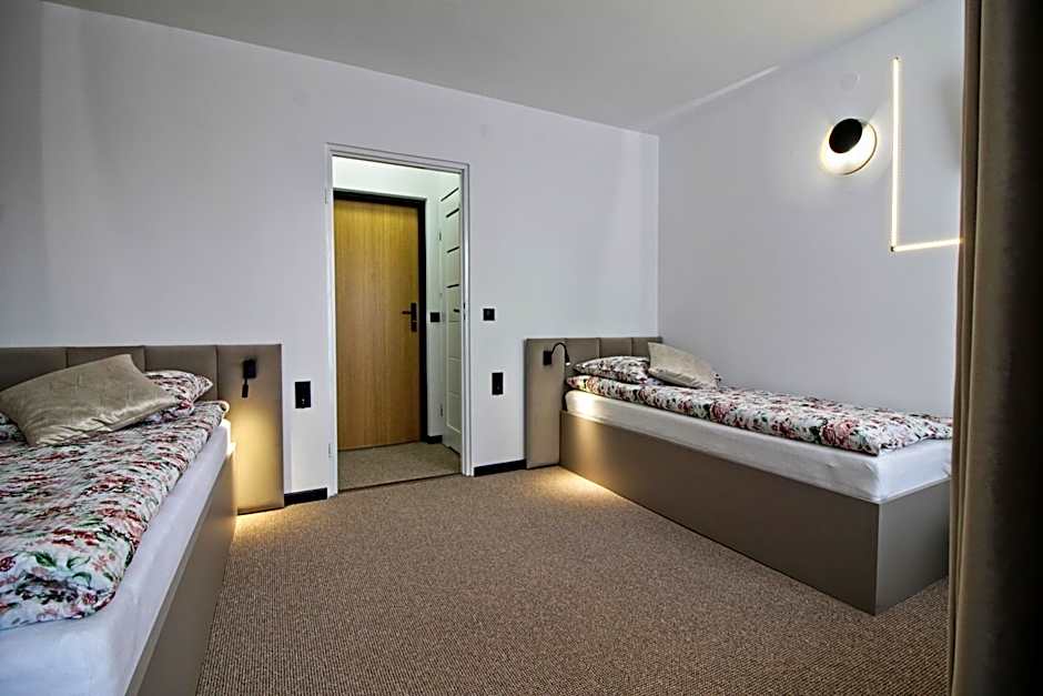 Motel Na Zbójeckiej 24h - MOP S7 Rabka-Zdrój