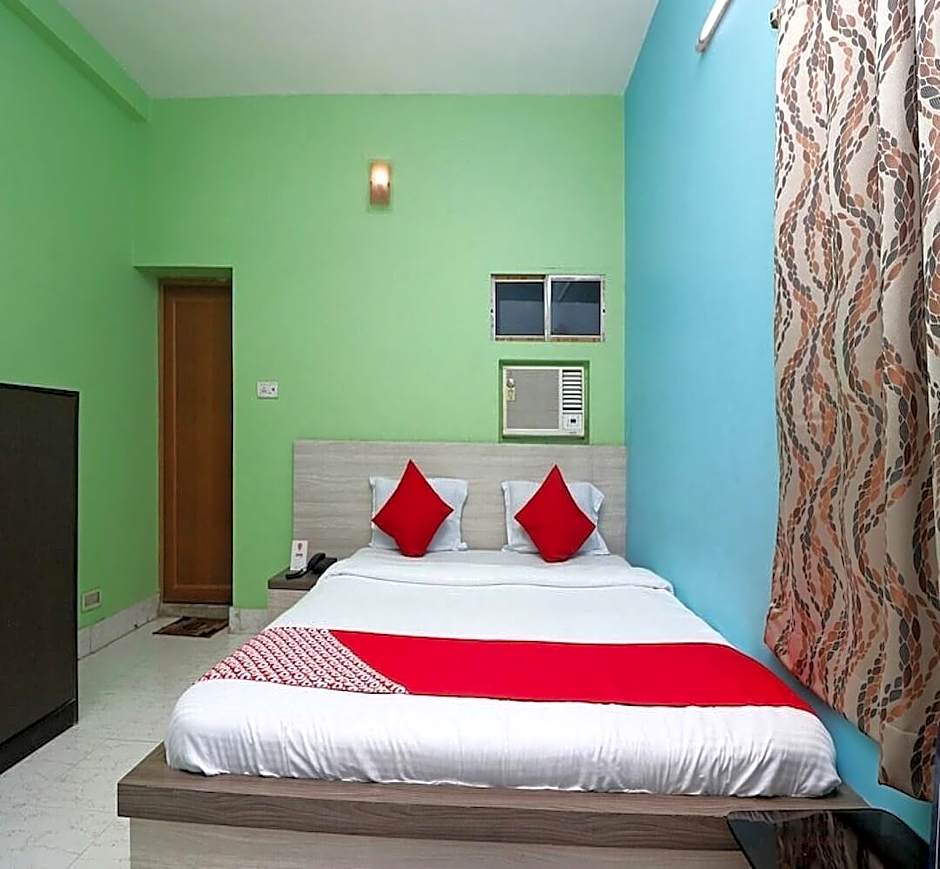 White House by Oyo Rooms – Calcutta, LA