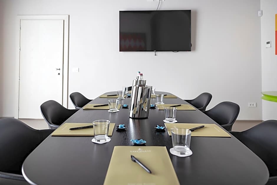 Savona 18 Suites