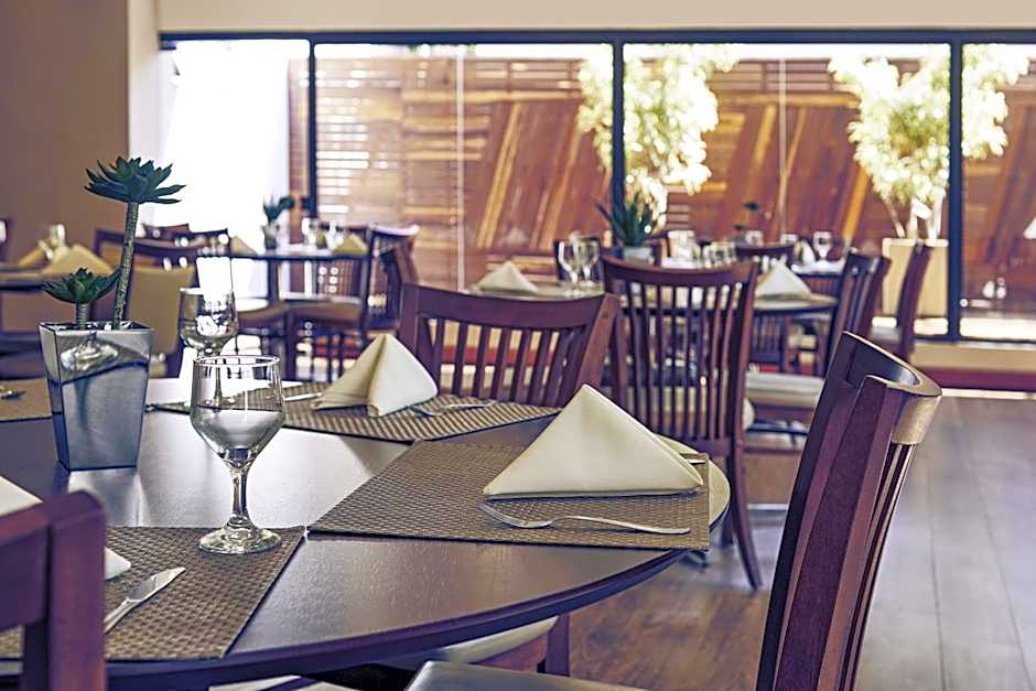 Mercure Curitiba Golden Hotel