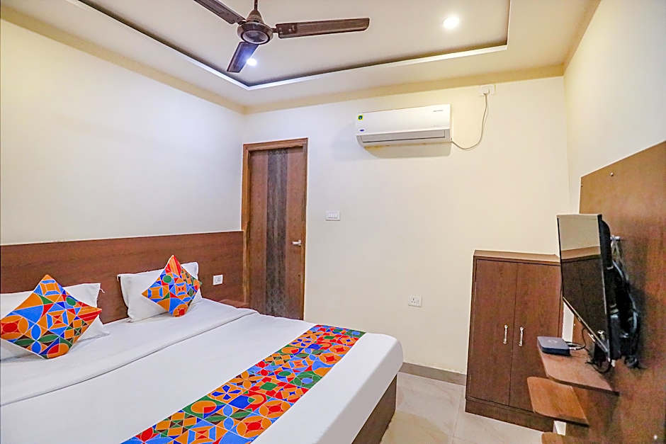 FabExpress Banarasi Kothi