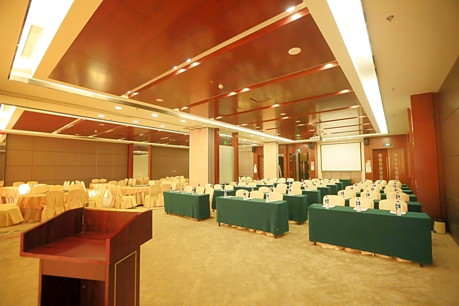 Ramada Plaza Chuzhou