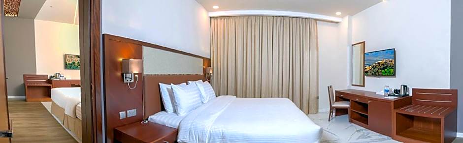 MUSCAT GATE HOTEL