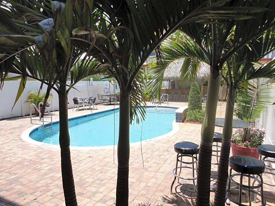 Plantation Inn Hotel & Lounge