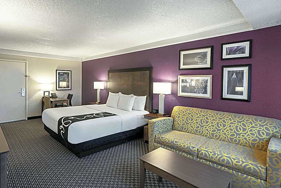 Photo 1 of 2 of 1 King Bed