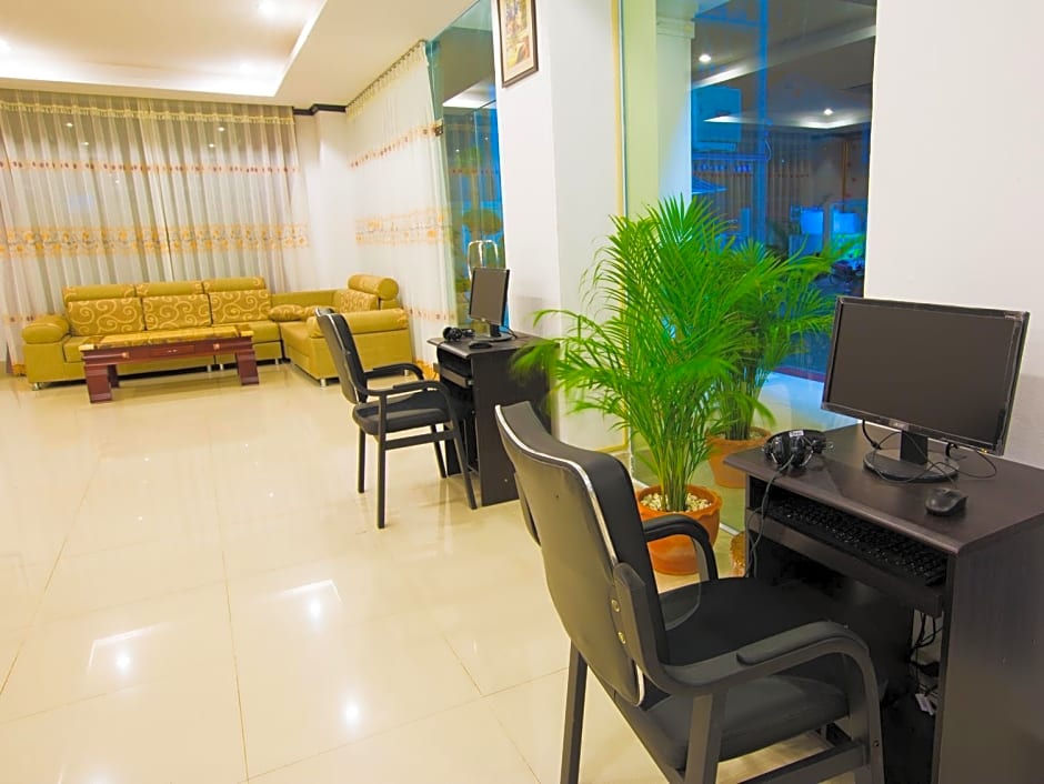 Douangchan Plaza Hotel