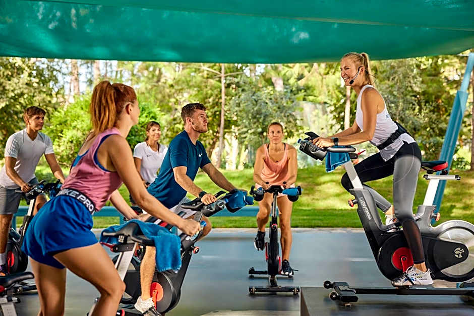 ROBINSON PAMFILYA - All Inclusive