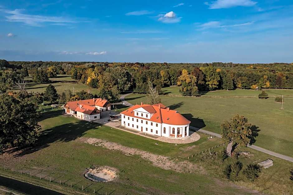 Zámeček - Chateau Lány - Depandance Stroodel
