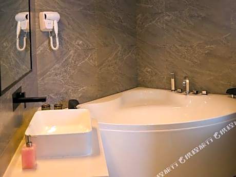 Wangjiang Select Hotel (Heihe Heilongjiang Riverside)