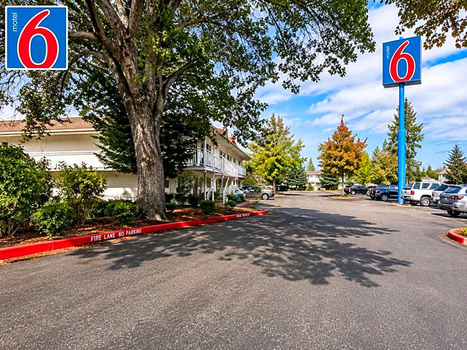 Motel 6-Yreka, CA