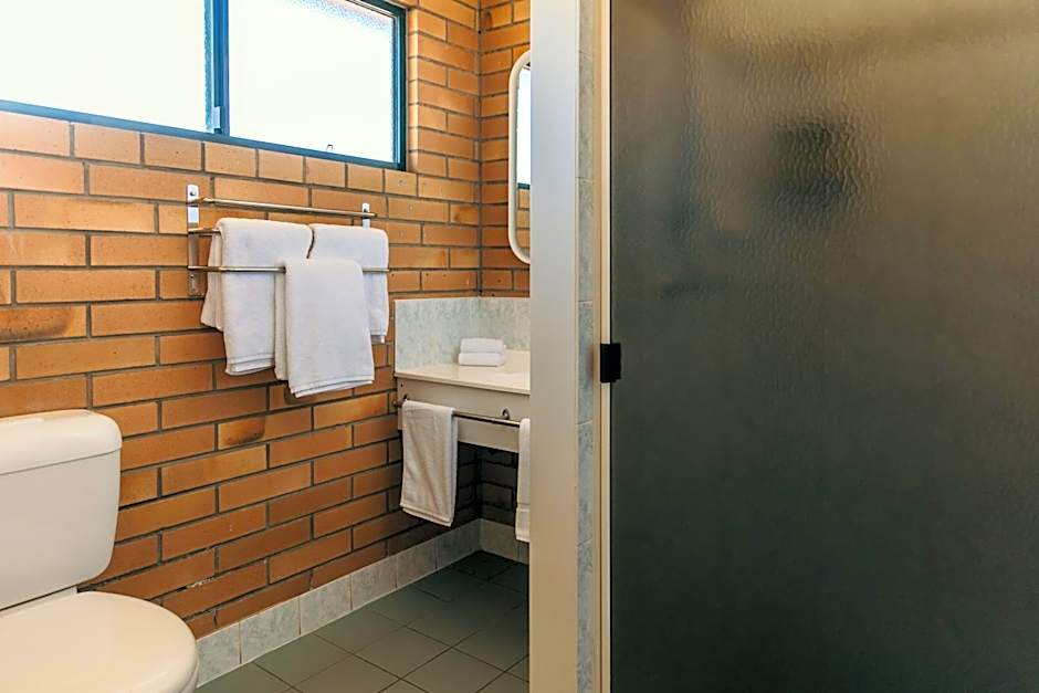 Oasis Motor Inn Blackall