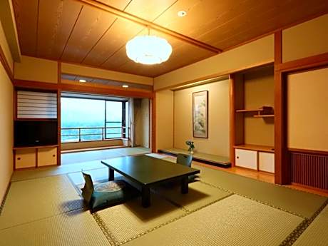 Japanese-Style Room