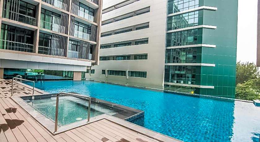 Marina Travellers Suite @ Riverson SOHO