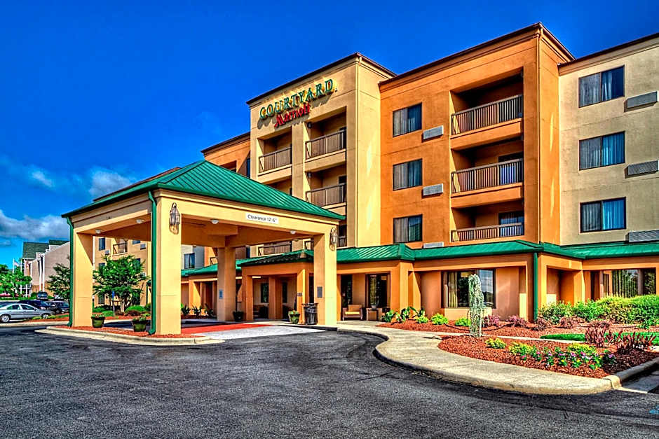 Courtyard by Marriott Burlington