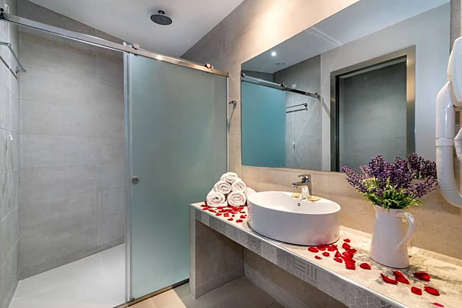 Poseidon Beach Hotel