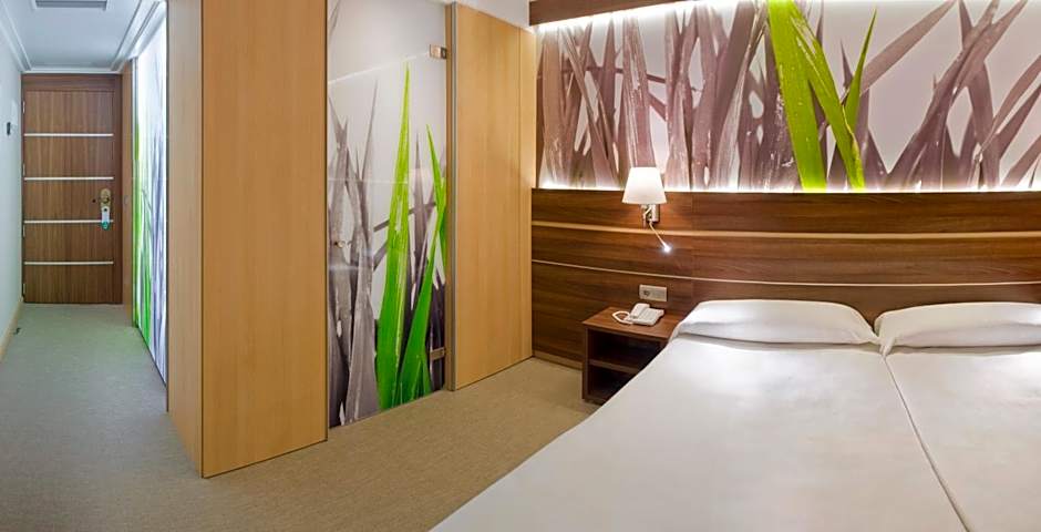 KAKTUS Hotel Volga