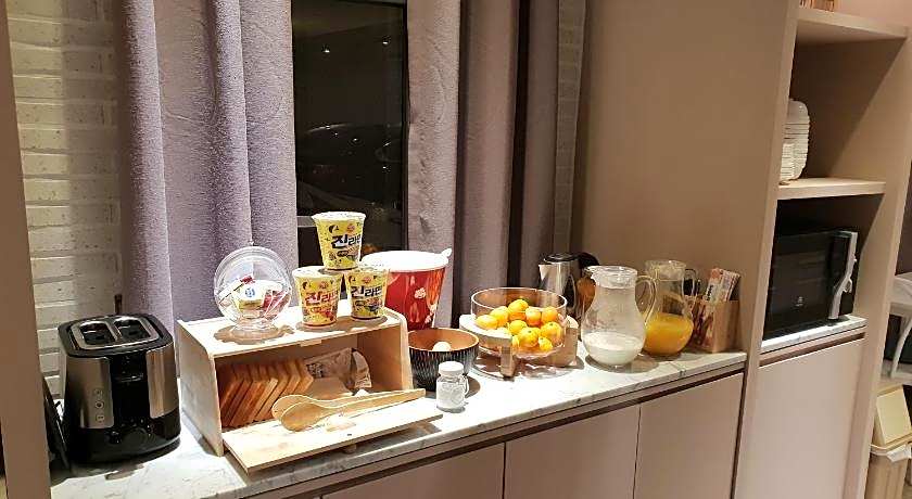 FrenchCode Hotel