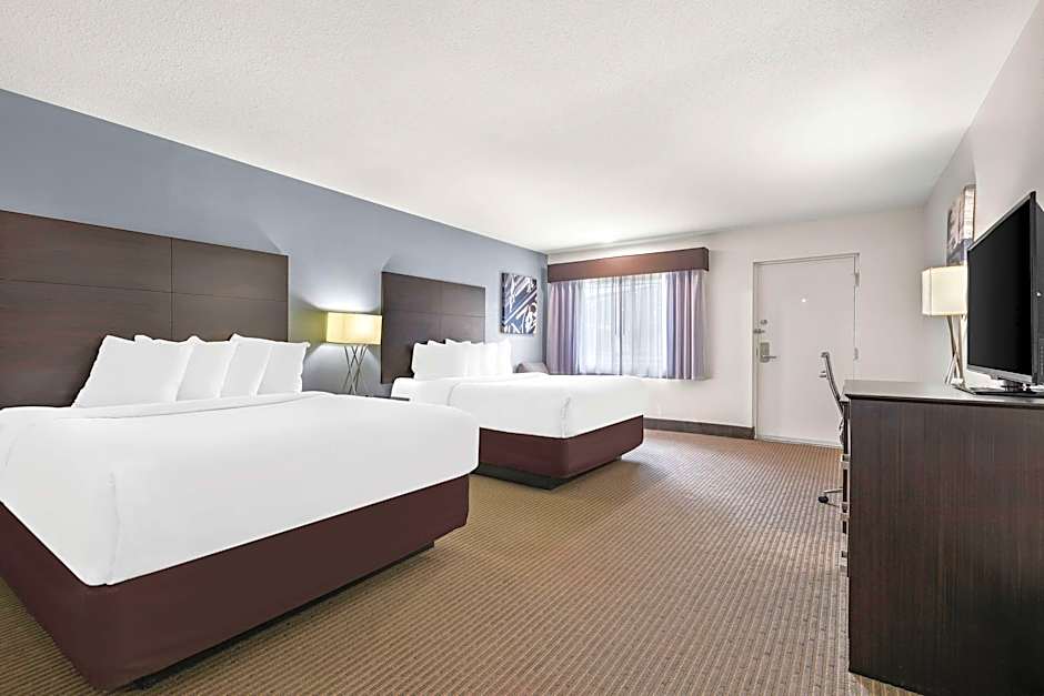 Photo 1 of 4 of 1 Bedroom 2 Queen Beds with Sofabed Suite