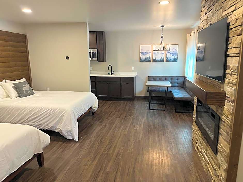 Photo 1 of 21 of Spruce Lodge