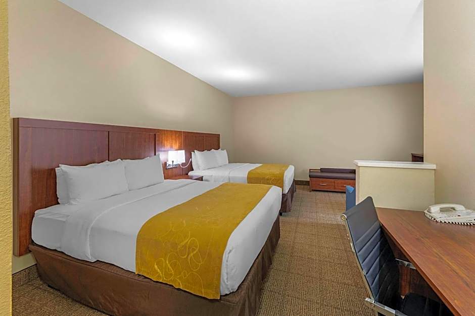 Photo 1 of 5 of 1 Queen Bed Suite